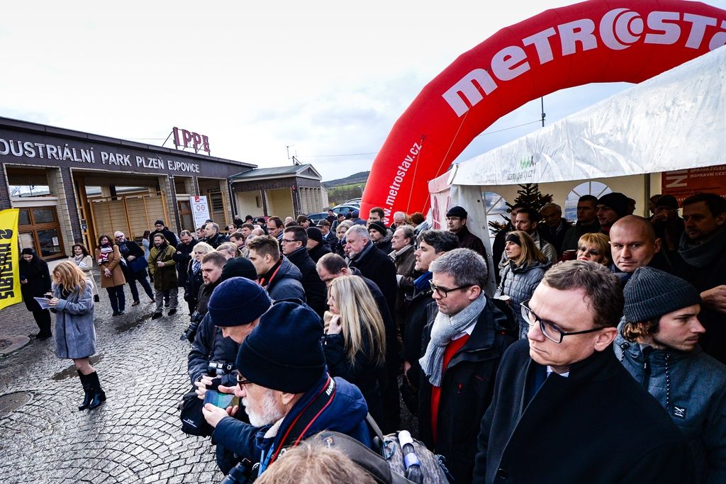 Nejdelší český železniční tunel výrazně zvýší komfort cestujících (foto: M. Pecuch, 11.12.2018)