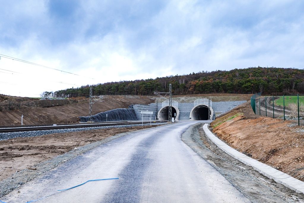 Nejdelší český železniční tunel výrazně zvýší komfort cestujících (foto: M. Pecuch, 11.12.2018)