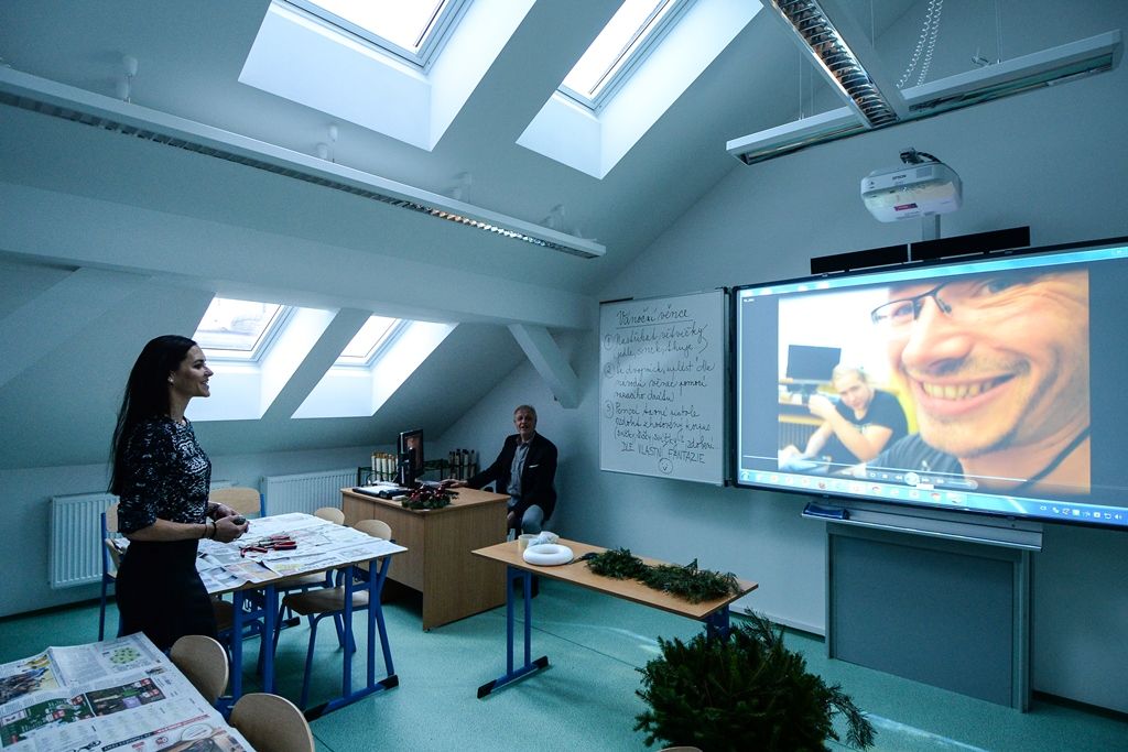 17. základní škola v Plzni má novou půdní vestavbu (foto: M. Pecuch, 12.12.2018)