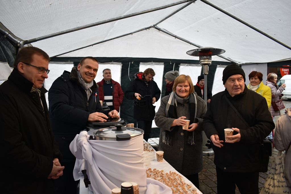 Vánoční punč (foto: E. Barborková, 23.12.2018)