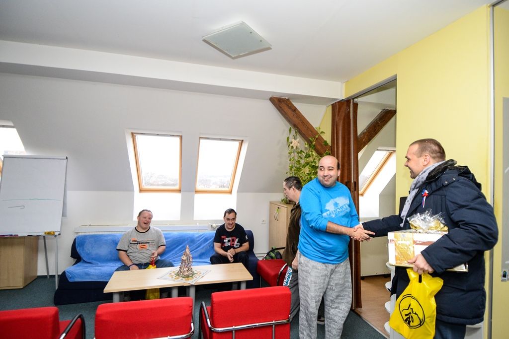 Primátor Martin Baxa a náměstek Michal Vozobule zavítali do sociálních zařízení (foto: M. Pecuch, 2.1.2019)