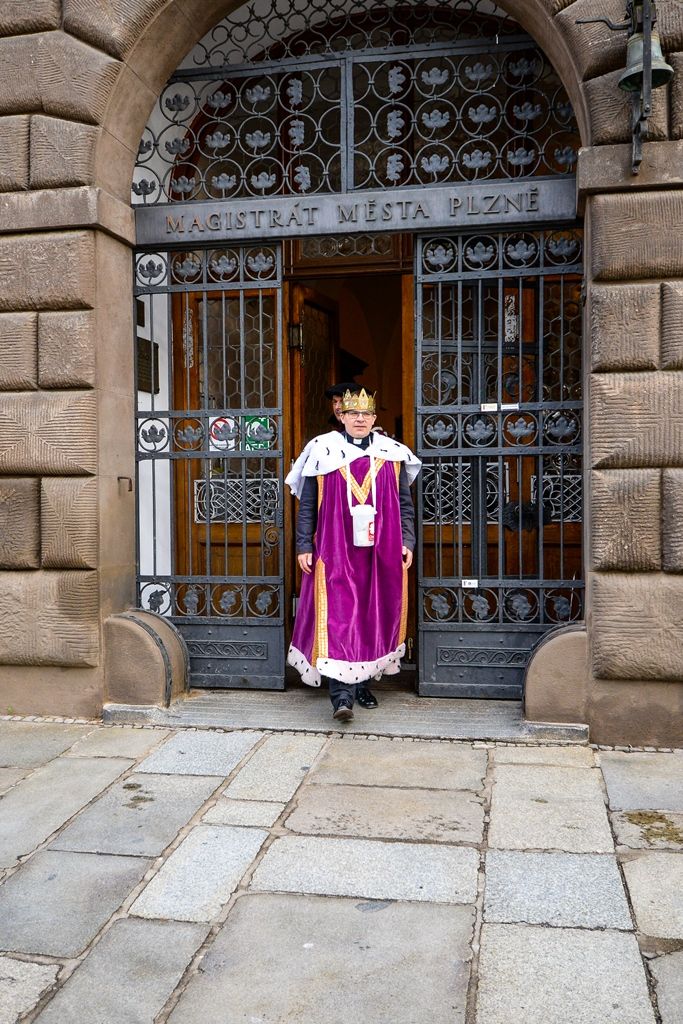 Tři králové se zastavili na radnici, vedení města podpořilo sbírku (foto: M. Pecuch, 8.1.2019)