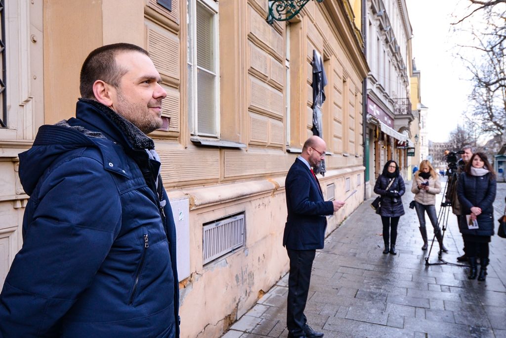 Plzeňská rodačka a slavná cembalistka Zuzana Růžičková má v Plzni pamětní desku (foto: M. Pecuch, 14.1.2019)