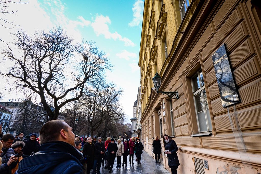 Plzeňská rodačka a slavná cembalistka Zuzana Růžičková má v Plzni pamětní desku (foto: M. Pecuch, 14.1.2019)