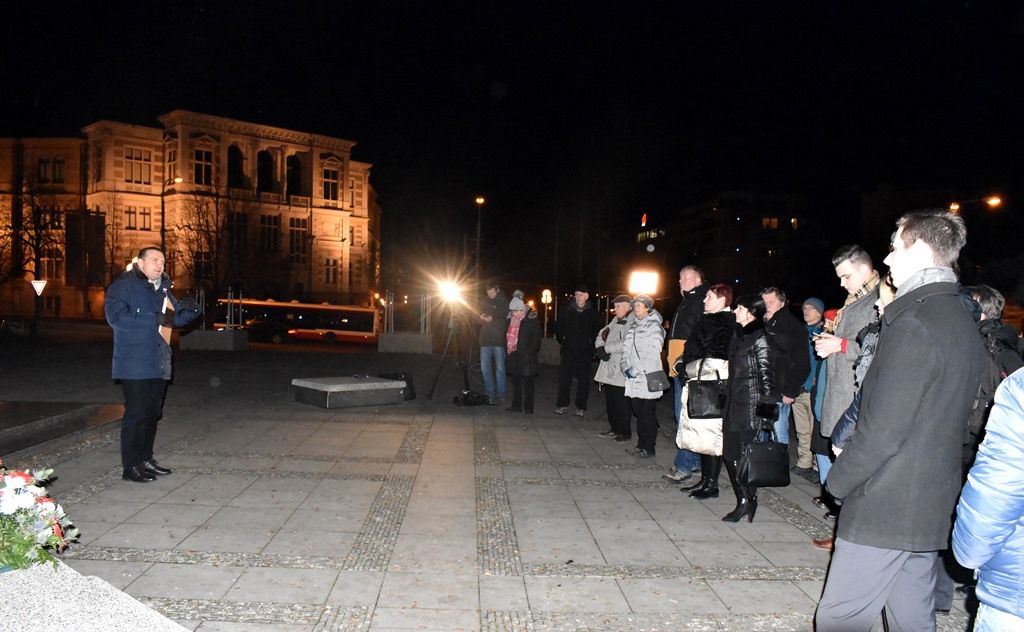 Primátor Martin Baxa uctil památku Jana Palacha a připomněl jeho osud (foto: A. Jarošová, 16.1.2019)