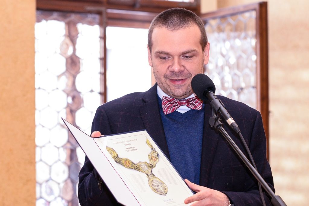 Primátor předal výtěžek celoroční sbírky Díky dětem (foto: M. Pecuch, 18.1.2019)