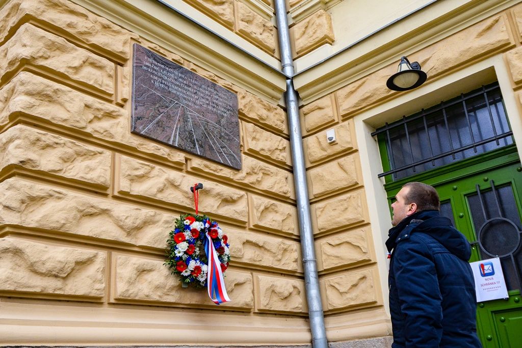 Plzeň si připomněla lednové transporty plzeňských Židů do Terezína