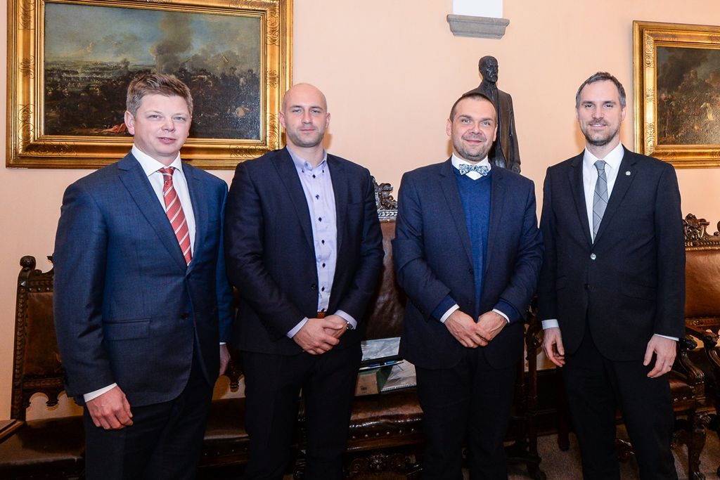 Plzeňské řešení IT, drony i technické vzdělání zajímaly pražského primátora Zdeňka Hřiba