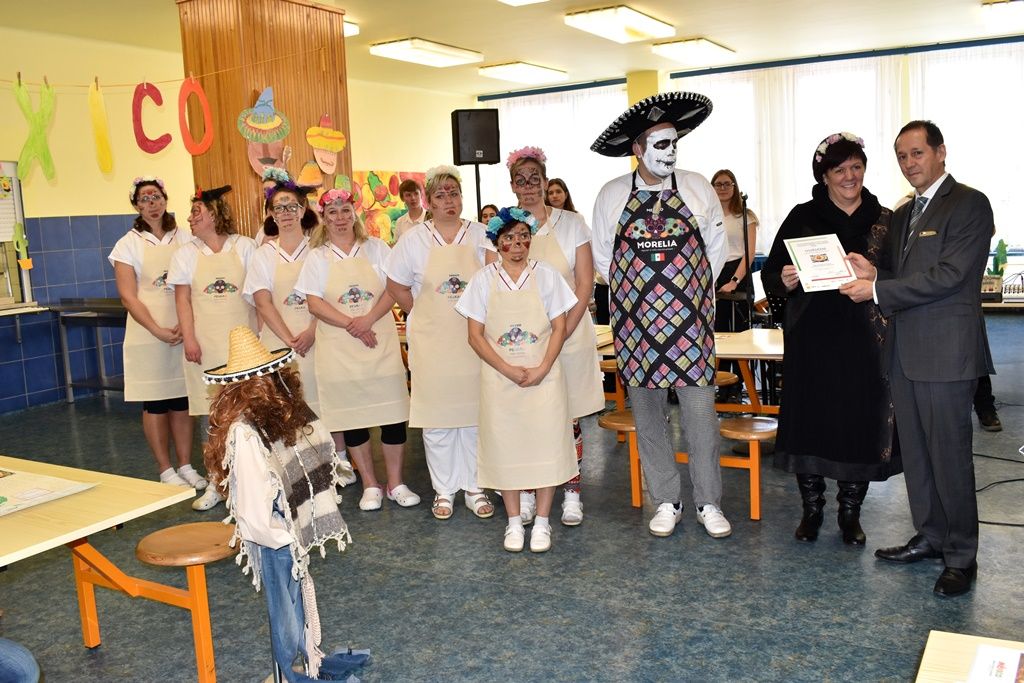 Žáci z 15. základní školy si pochutnali na mexickém menu (foto: A. Jarošová, 5.2.2019)