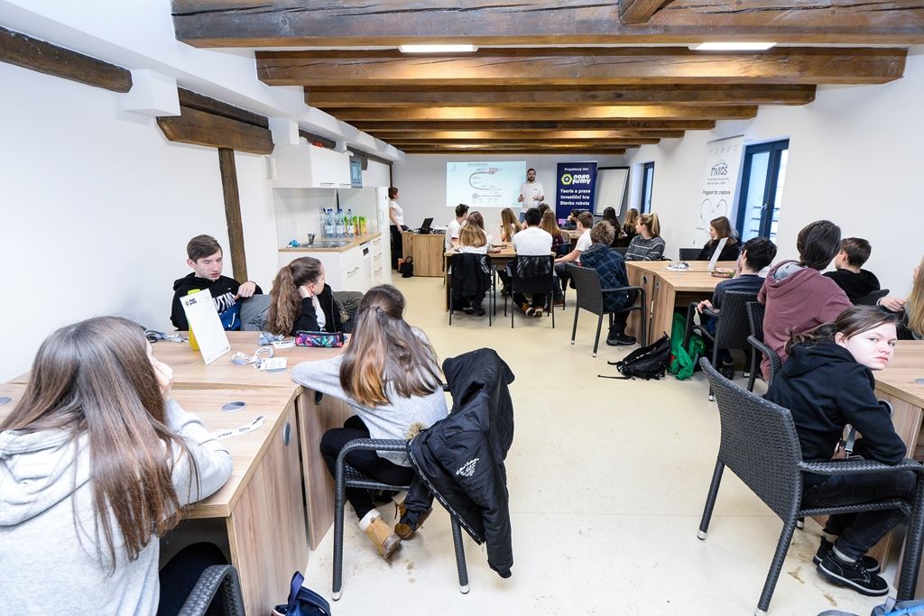 Žáci ze základních škol zakládali firmy (foto: M. Pecuch, 6.2.2019)