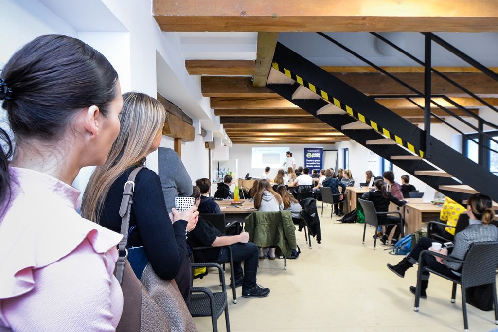 Žáci ze základních škol zakládali firmy (foto: M. Pecuch, 6.2.2019)