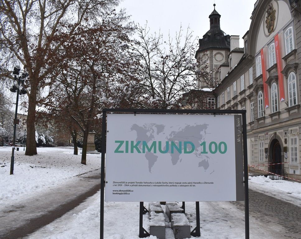 Dva mladí cestovatelé z Plzeňska se vydali po stopách Hanzelky a Zikmunda (foto: A. Jarošová, 8.2.2019)