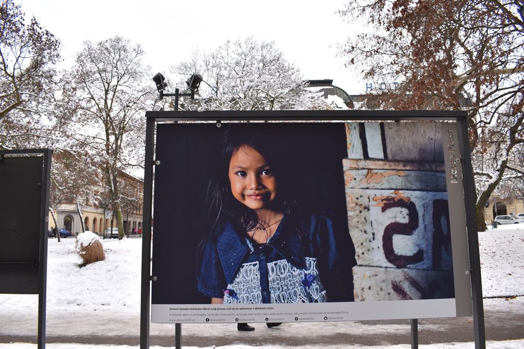 Dva mladí cestovatelé z Plzeňska se vydali po stopách Hanzelky a Zikmunda (foto: A. Jarošová, 8.2.2019)