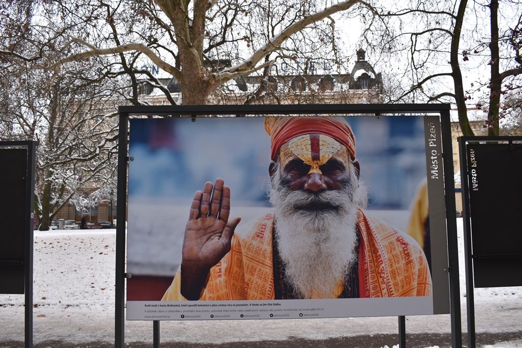 Dva mladí cestovatelé z Plzeňska se vydali po stopách Hanzelky a Zikmunda (foto: A. Jarošová, 8.2.2019)