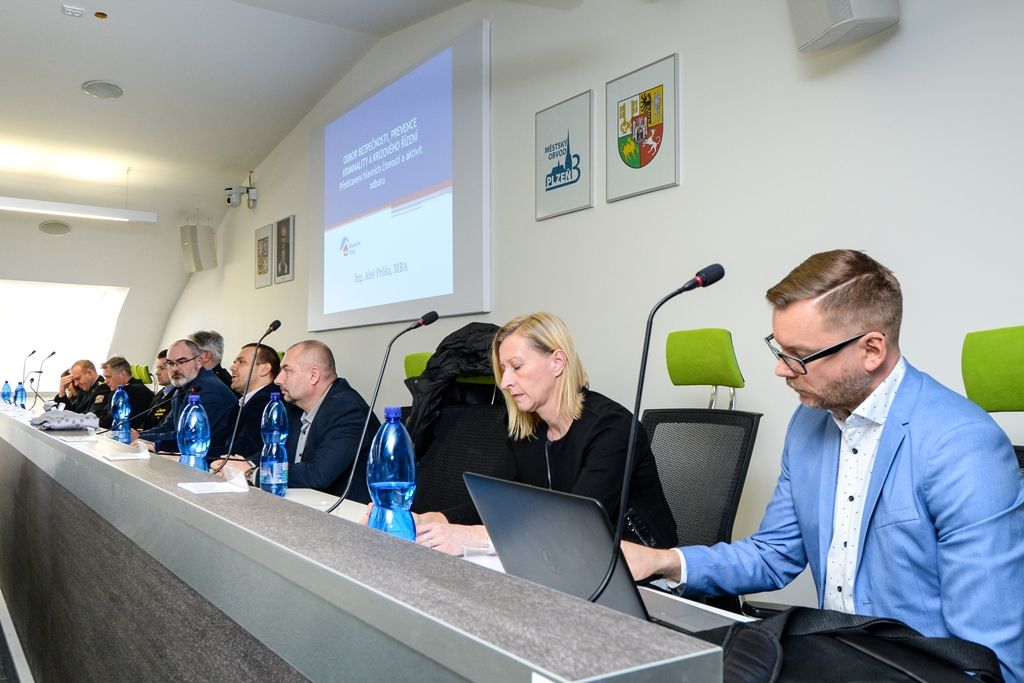 Seminář o bezpečnosti s novým vedením města Plzně (foto: M. Pecuch, 18.2.2019)