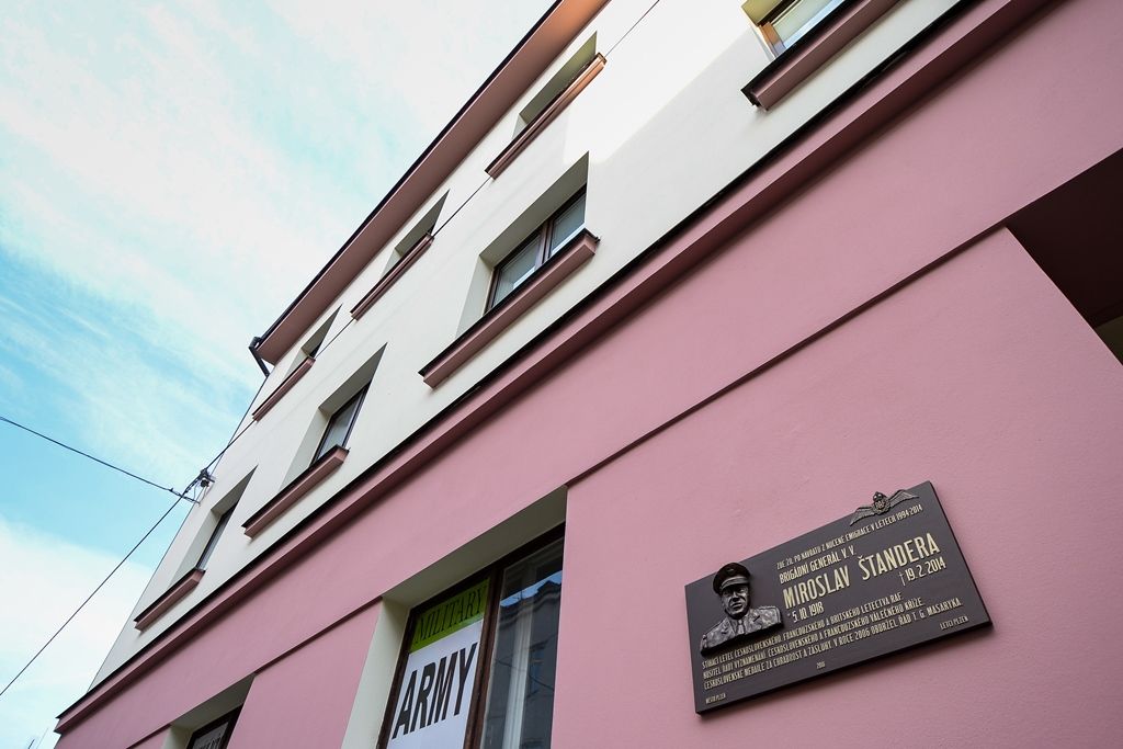 Město Plzeň si připomnělo páté výročí úmrtí generála Štandery (foto: M. Pecuch, 19.2.2019)