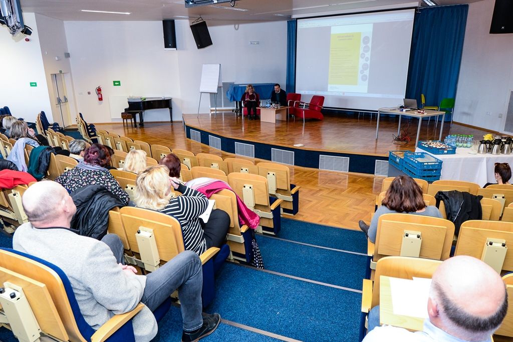 Setkání ředitelů plzeňských ZŠ s primátorem Martinem Baxou a radní Lucií Kantorovou