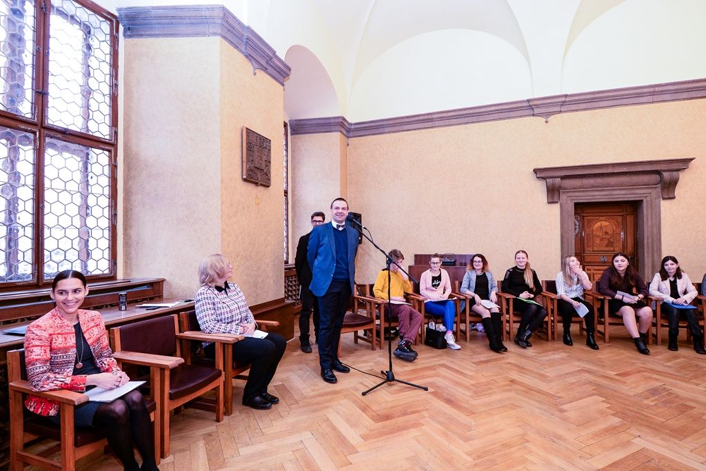 V Plzni poprvé zasedal městský žákovský parlament (foto: M. Pecuch, 20.2.2019)