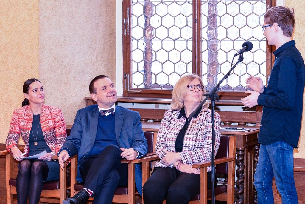 V Plzni poprvé zasedal městský žákovský parlament (foto: M. Pecuch, 20.2.2019)