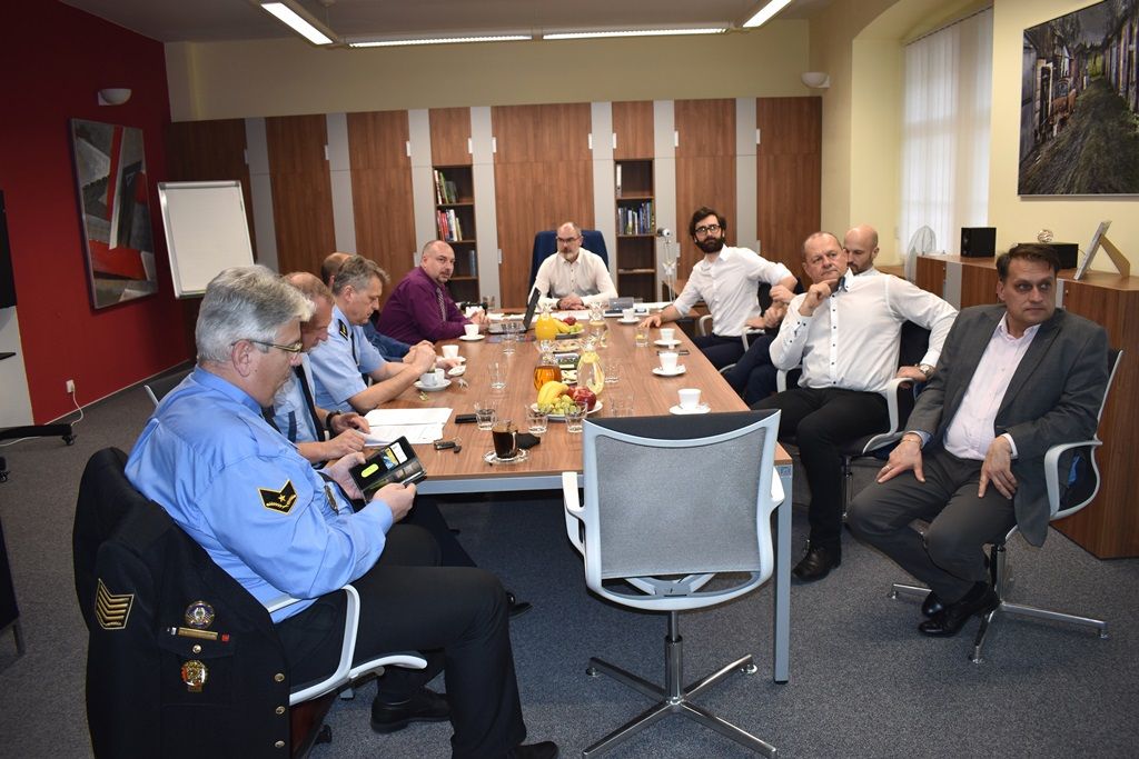 Plzeňská bezpečnostní opatření zajímala delegaci ze slovenské Nitry (foto: L. Jarolím/A. Jarošová, 21.2.2019)
