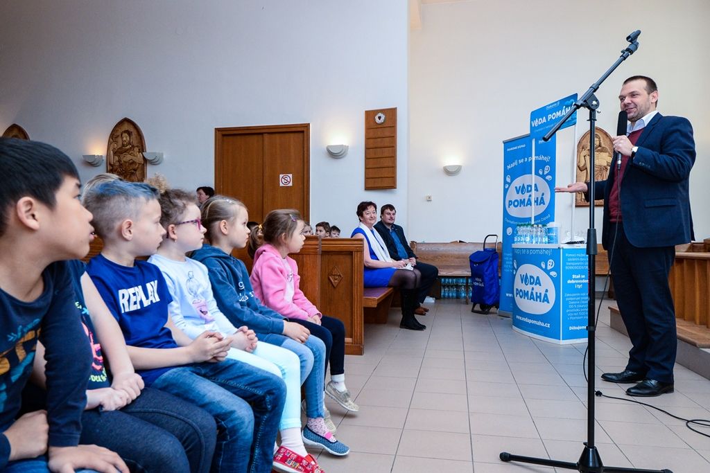Charitativní kampaň Voda pomáhá odstartovala na Světový den vody (foto: M. Pecuch, 22.3.2019)