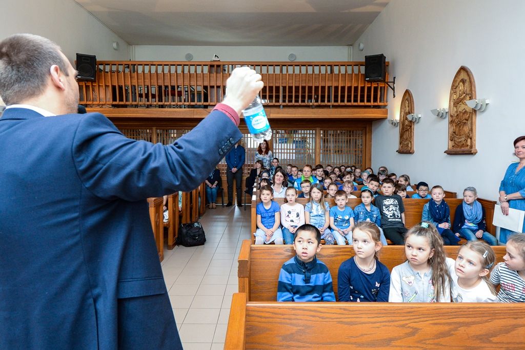 Charitativní kampaň Voda pomáhá odstartovala na Světový den vody (foto: M. Pecuch, 22.3.2019)