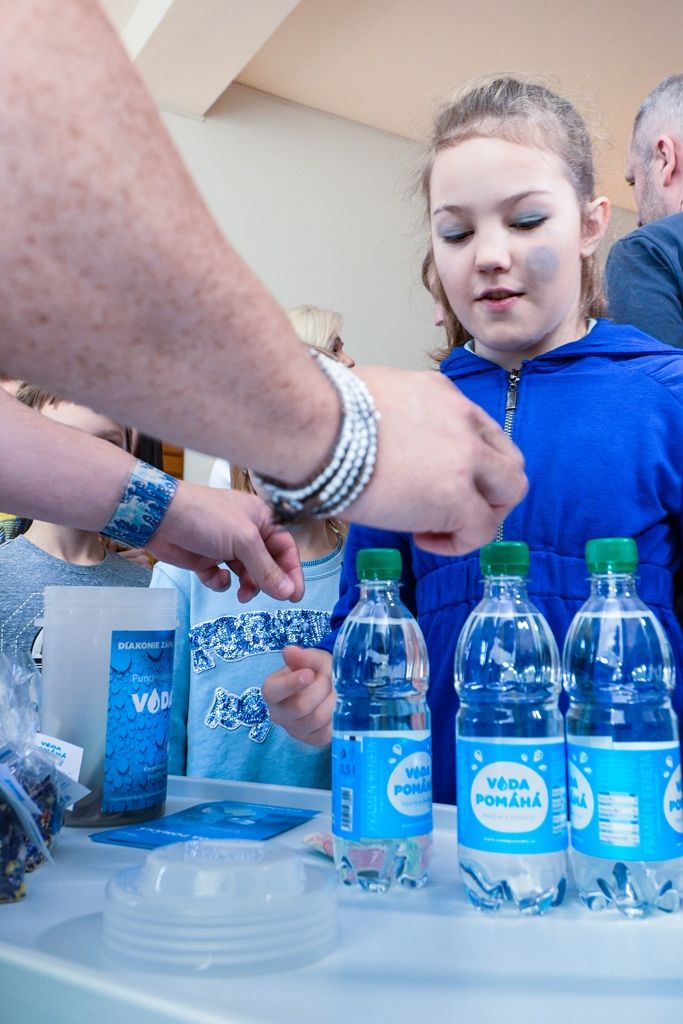 Charitativní kampaň Voda pomáhá odstartovala na Světový den vody (foto: M. Pecuch, 22.3.2019)