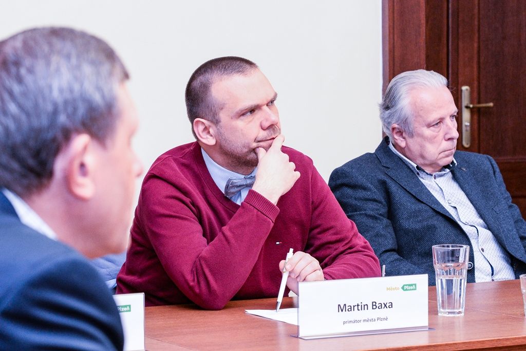 Zástupci velkých firem diskutovali s vedením Plzně o zaměstnancích i bezpečnosti (foto: M. Pecuch, 4.4.2019)