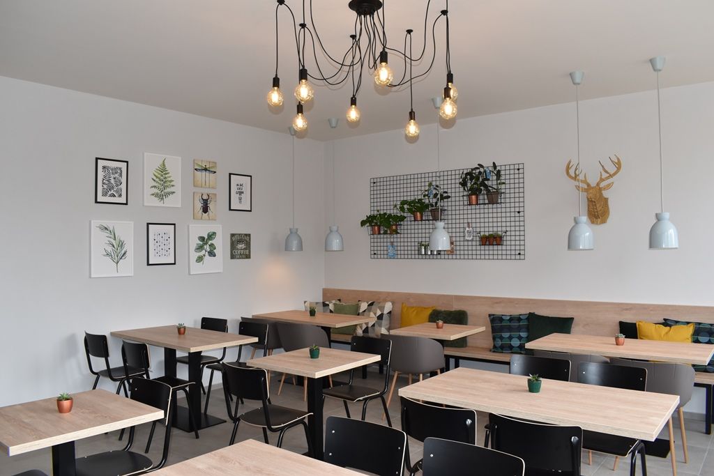 10. školní jídelna kompletně zrekonstruovala své prostory (foto: E. Barborková, 11.4.2019)