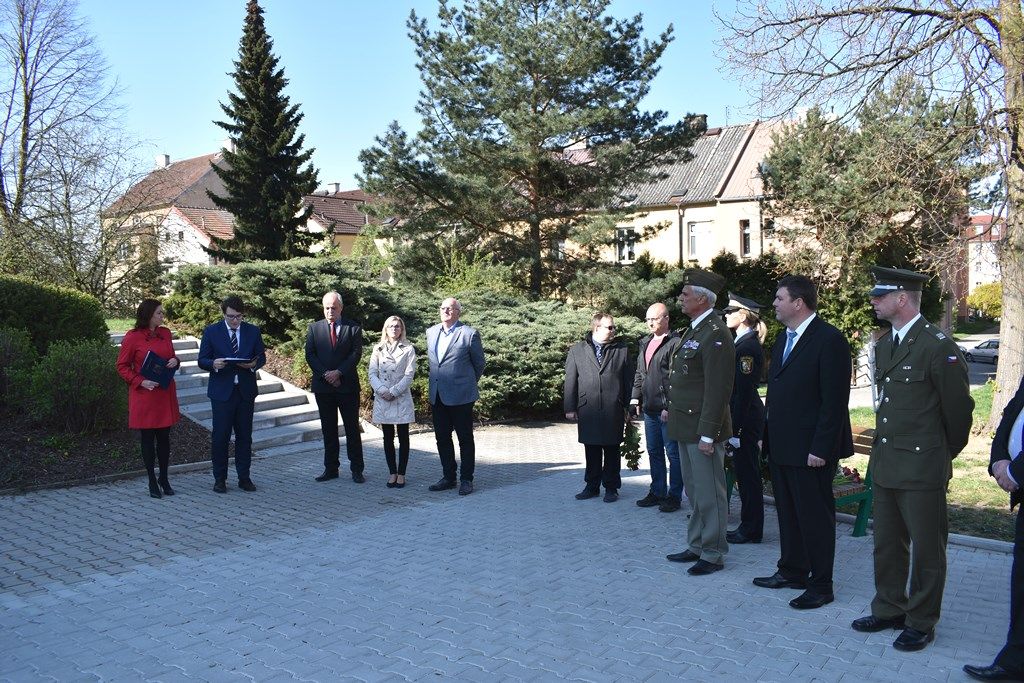 Oběti druhé světové války si připomněla Doubravka (foto: A. Jarošová, 17.4.2019)