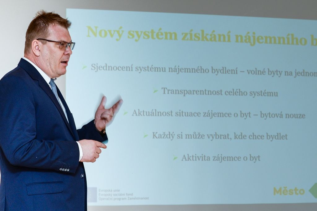 Plzeň chystá další byty pro seniory - tisková konference (foto: M. Pecuch, 17.4.2019)