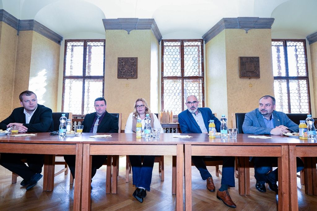 Odboráři z polské věznice navštívili plzeňskou radnici (foto: M. Pecuch, 24.4.2019)