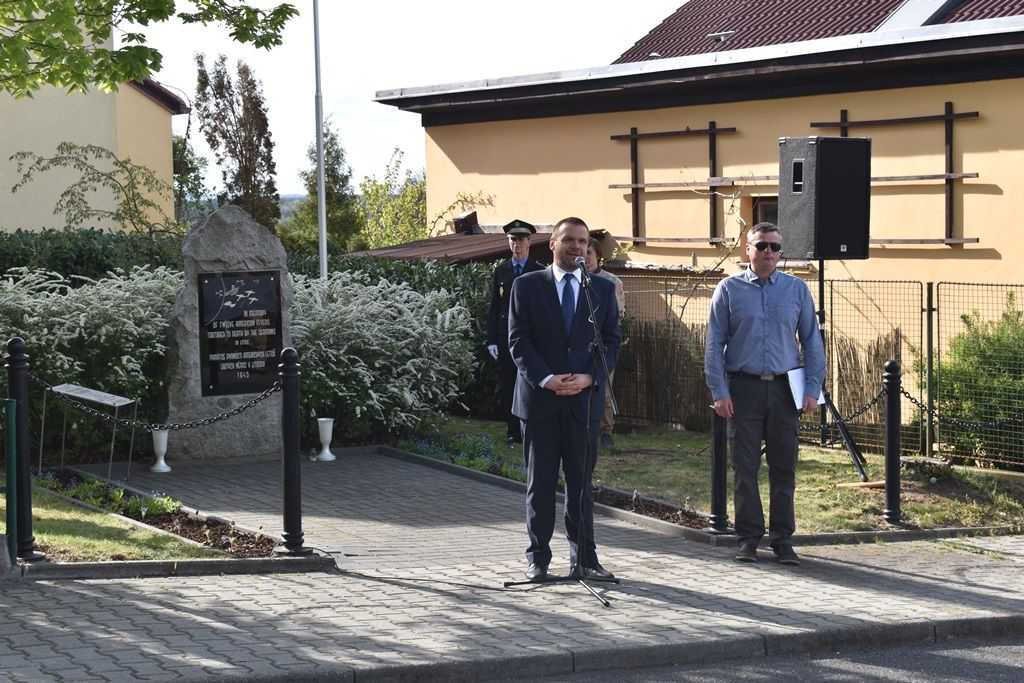 Pietní akt v Liticích (foto: A. Jarošová, 25.4.2019)