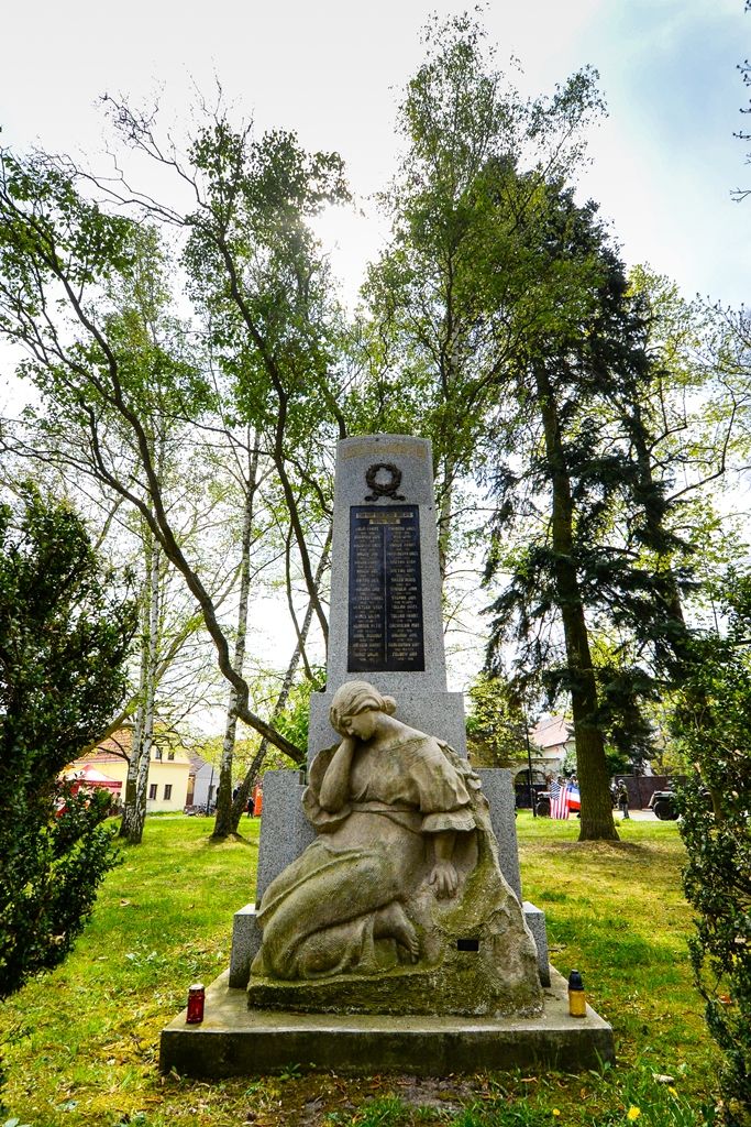 Slavnosti svobody 2019 - Pietní akty v Křimicích (foto: M. Pecuch, 27.4.2019)