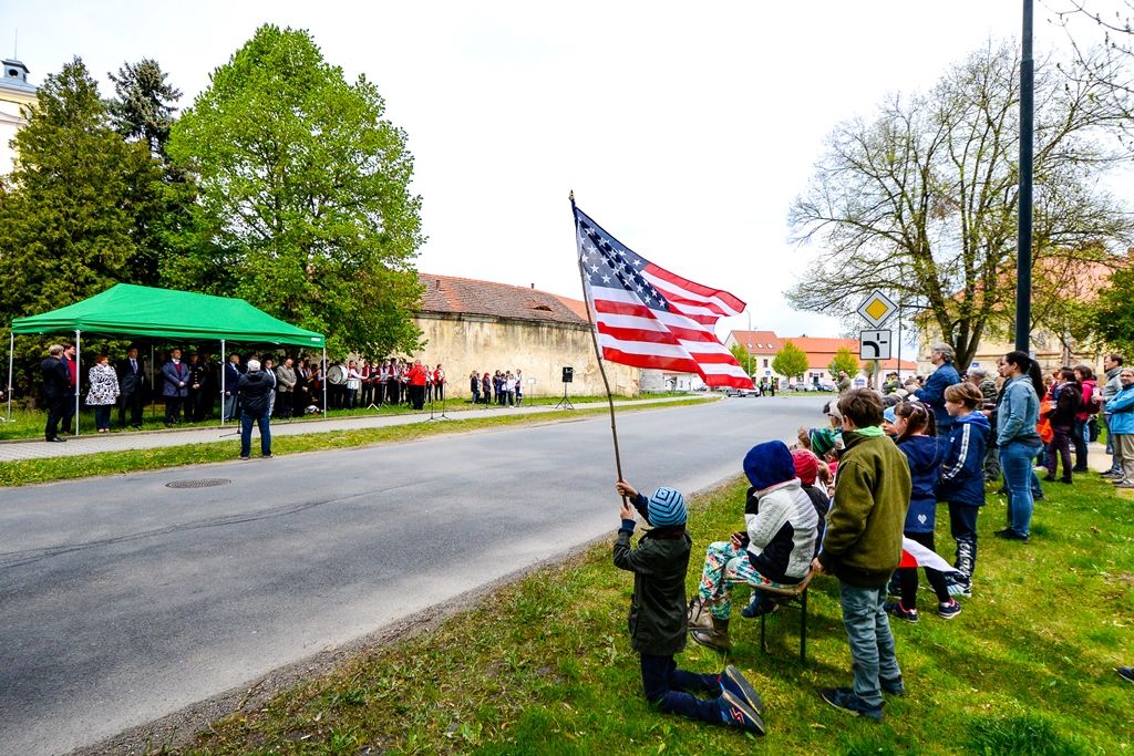 Slavnosti svobody 2019 - Pietní akty v Křimicích (foto: M. Pecuch, 27.4.2019)