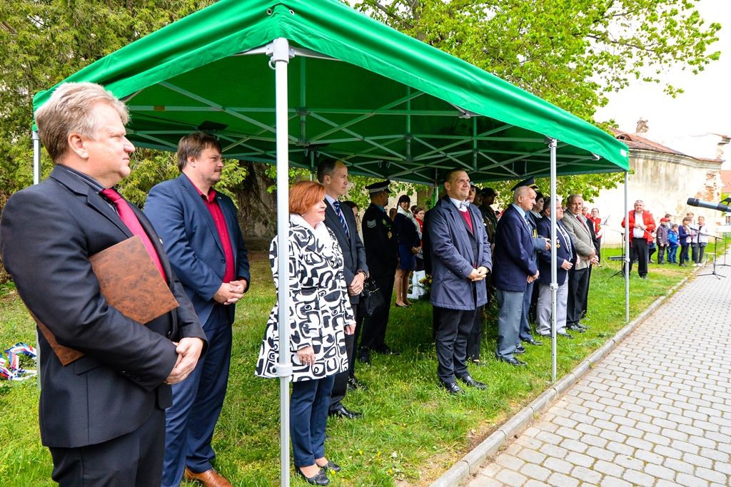 Slavnosti svobody 2019 - Pietní akty v Křimicích (foto: M. Pecuch, 27.4.2019)