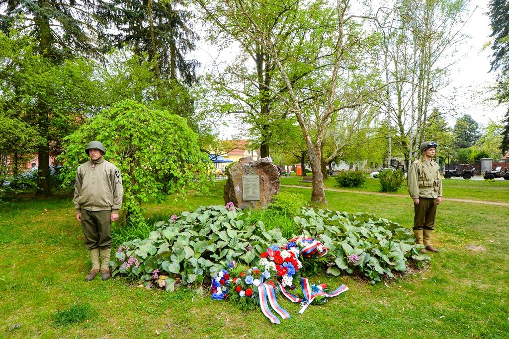 Slavnosti svobody 2019 - Pietní akty v Křimicích (foto: M. Pecuch, 27.4.2019)