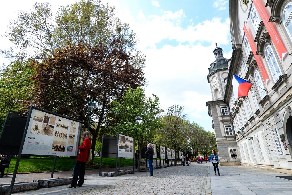 Slavnosti svobody 2019 - Vernisáž výstavy Z Dunkirku do Plzně (foto: M. Pecuch, 2.5.2019)