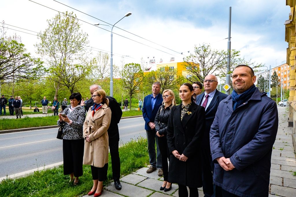 Slavnosti svobody 2019 - Pietní akt na počest padlých čs. letců z Doubravky (foto: M. Pecuch, 3.5.2019)