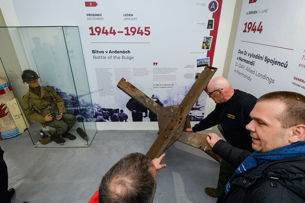 Slavnosti svobody 2019 - Rozpracované expozice Muzea Patton Memorial Pilsen (foto: M. Pecuch, 4.5.2019)