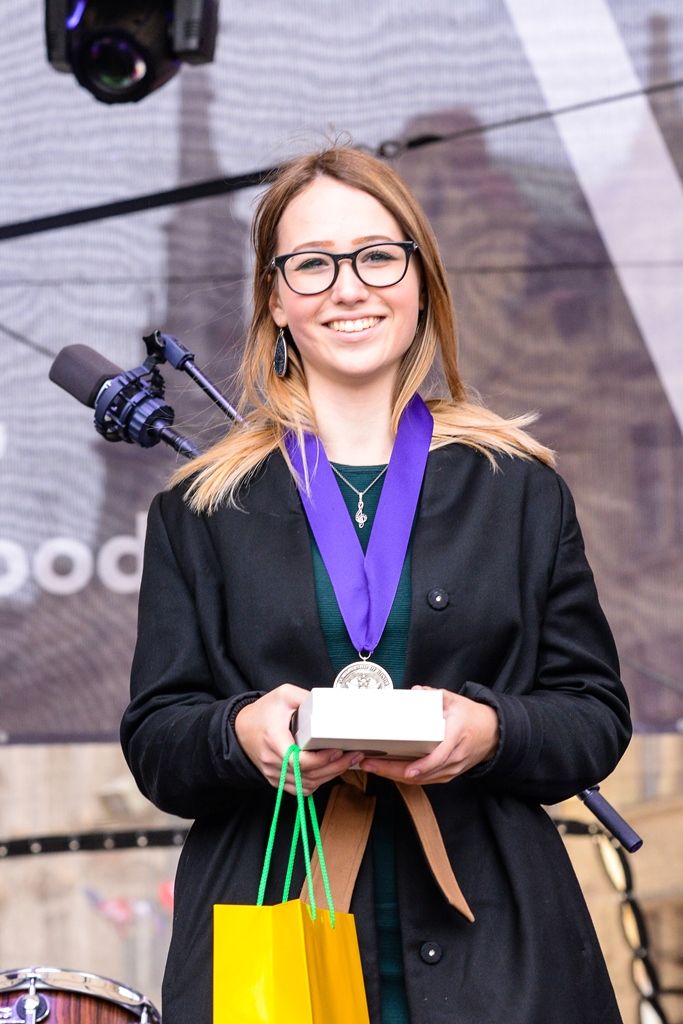 Slavnosti svobody 2019 - Stipendium gen. Pattona pro Adélu Machovou (foto: M. Pecuch, 4.5.2019)