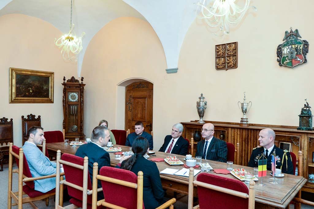 Slavnosti svobody 2019 - Setkání s velvyslanci a pietní akt na plzeňské radnici (foto: M. Pecuch, 6.5.2019)