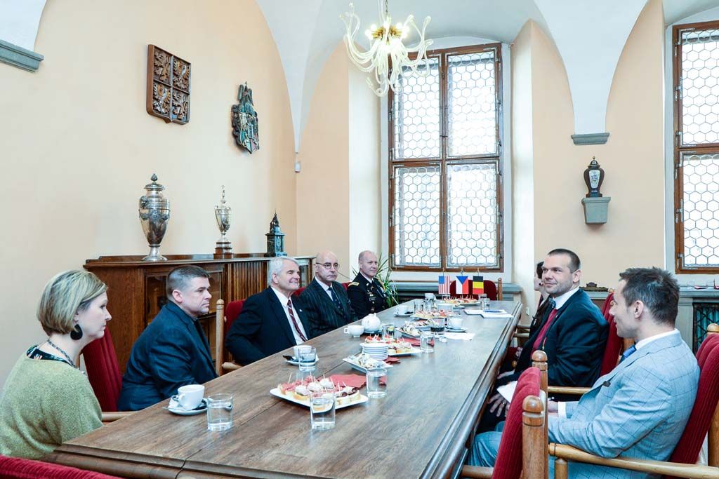 Slavnosti svobody 2019 - Setkání s velvyslanci a pietní akt na plzeňské radnici (foto: M. Pecuch, 6.5.2019)