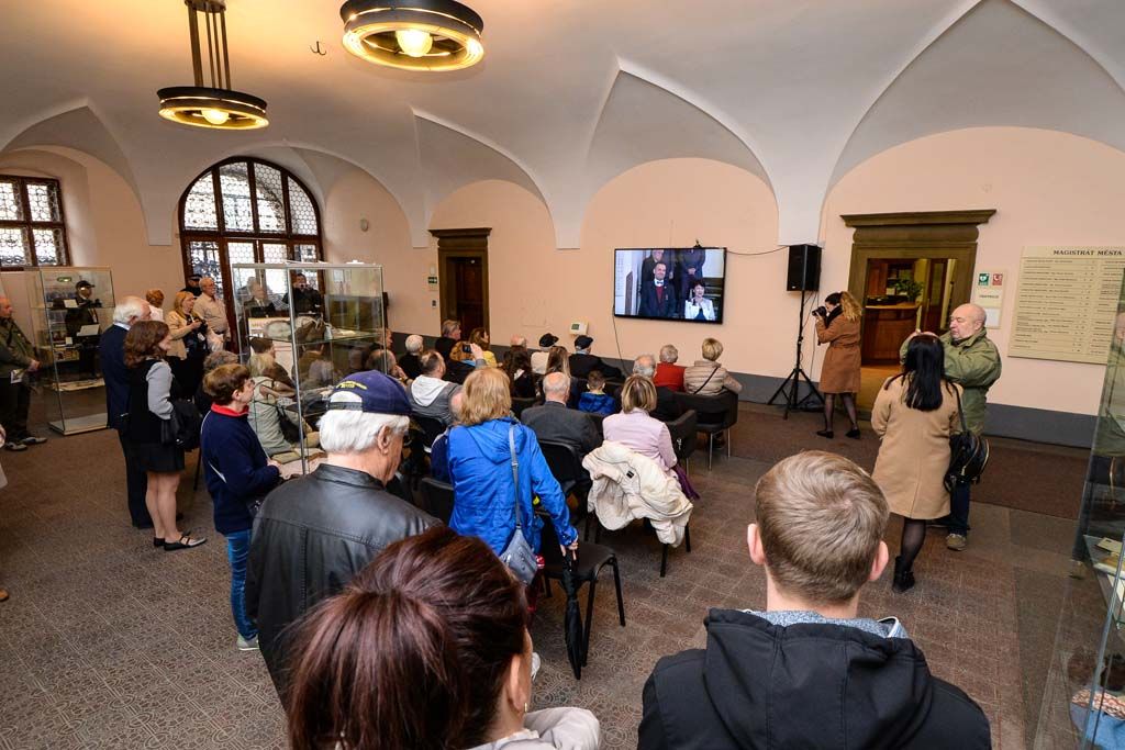 Slavnosti svobody 2019 - Setkání s velvyslanci a pietní akt na plzeňské radnici (foto: M. Pecuch, 6.5.2019)