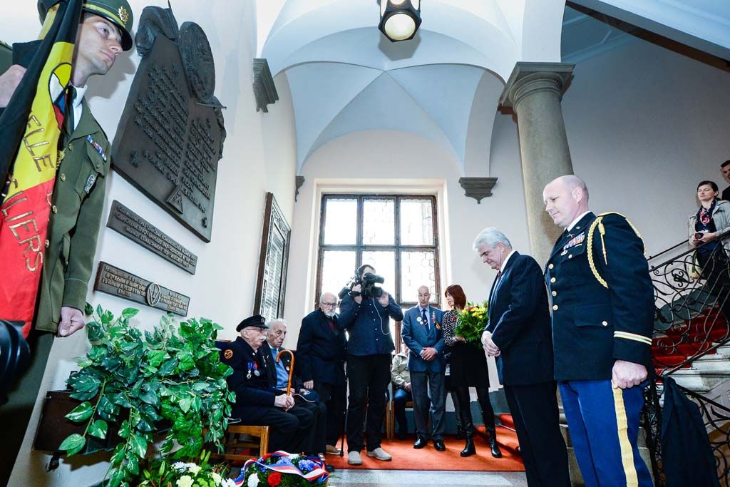 Slavnosti svobody 2019 - Setkání s velvyslanci a pietní akt na plzeňské radnici (foto: M. Pecuch, 6.5.2019)