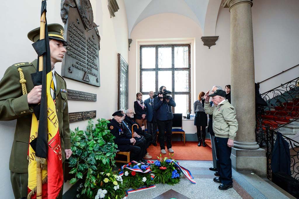 Slavnosti svobody 2019 - Setkání s velvyslanci a pietní akt na plzeňské radnici (foto: M. Pecuch, 6.5.2019)