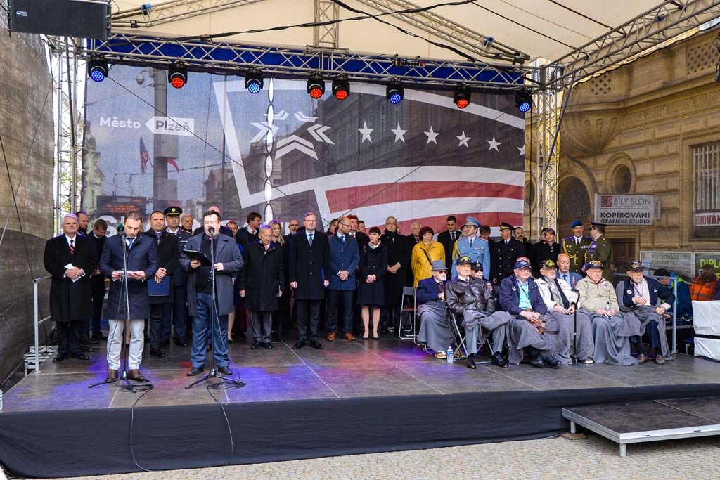 Slavnosti svobody 2019 - Vzpomínka u Díky, Ameriko! (foto: M. Pecuch, 6.5.2019)