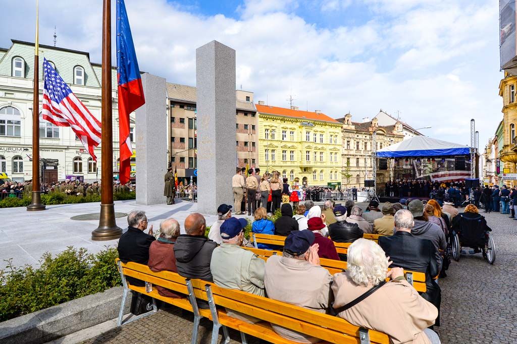 Slavnosti svobody 2019 - Vzpomínka u Díky, Ameriko! (foto: M. Pecuch, 6.5.2019)