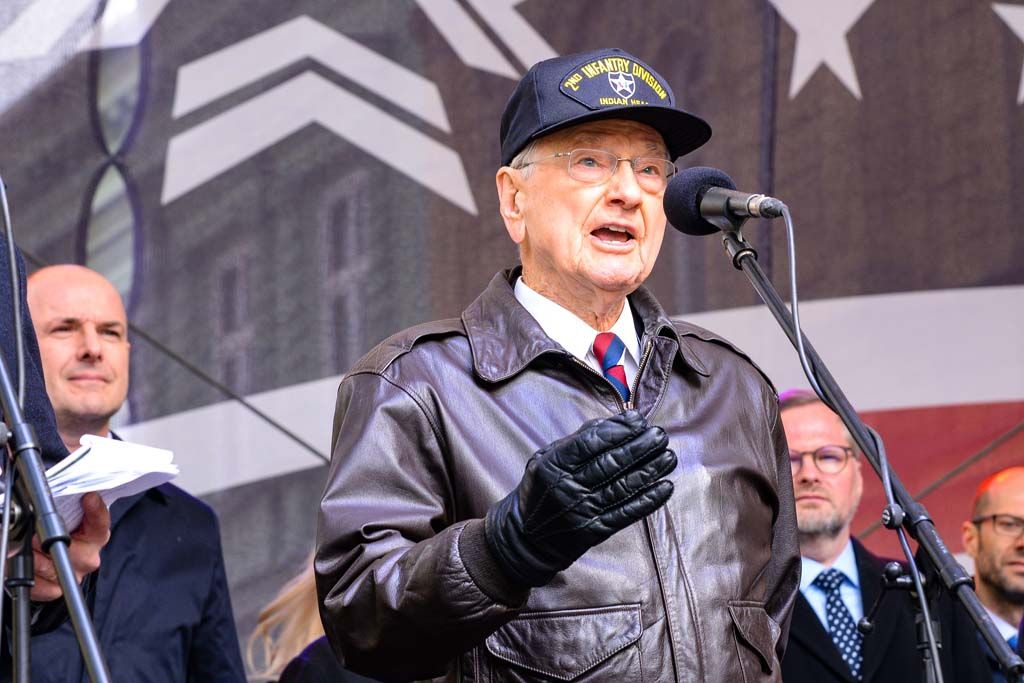 Slavnosti svobody 2019 - Vzpomínka u Díky, Ameriko! (foto: M. Pecuch, 6.5.2019)