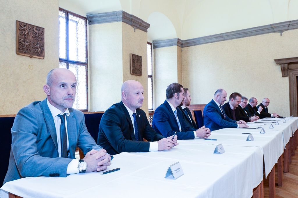 Podpis memoranda o podpoře sportovních akademií (foto: M. Pecuch, 13.5.2019)